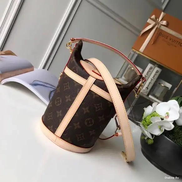 Louis Vuitton Duffle 0624